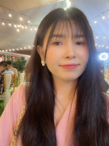 Picture of Ms Trân